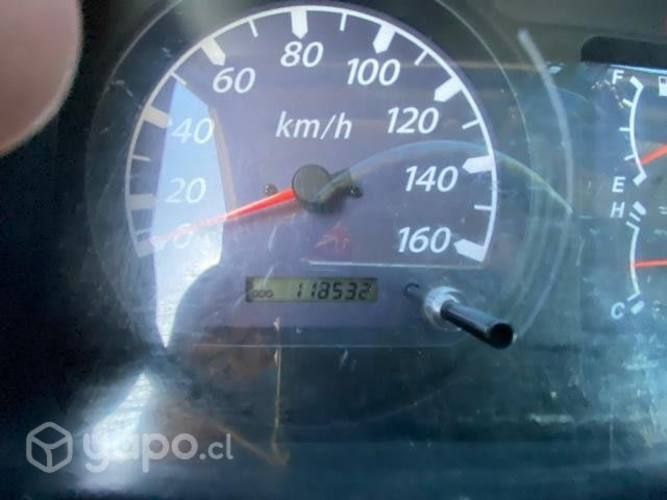 Camión Isuzu 2006 Alzahombre