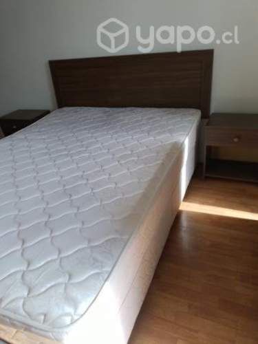 Cama de 2 plazas 2 veladorescon colchon nuevo incl