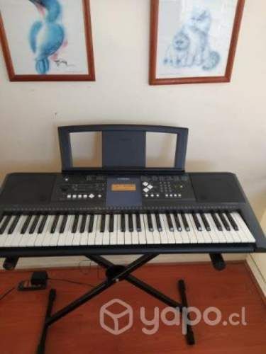 Teclado electrónico Yamaha PSR-E333