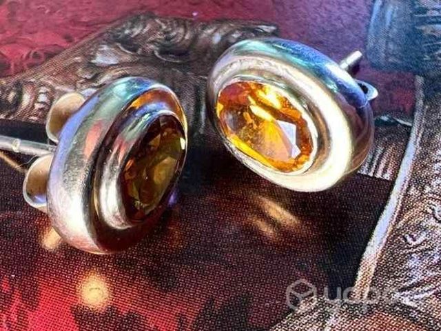 Juego de aros de Oro 18 k co engaste de Topazio