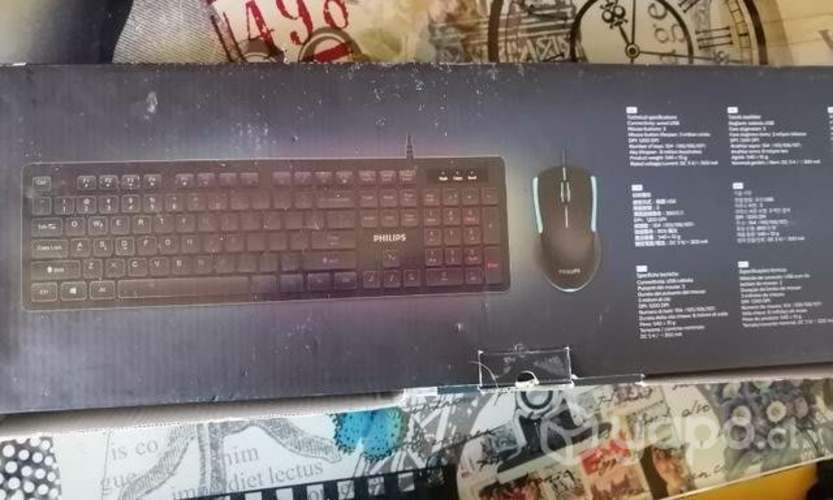 Teclado y Mouse Philips usado