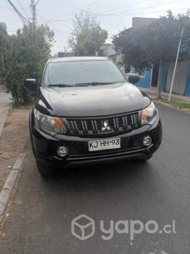 Mitsubishi l200 2018
