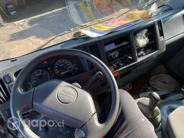 Camión Chevrolet NKR  MIL KM