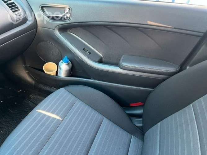 Kia cerato 5 top de línea