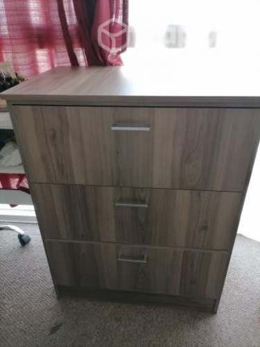 Comoda con 3 cajones