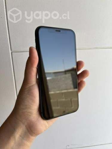 IPhone 11 excelente estado