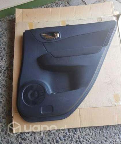 Panel Koleos puerta trasera derecha