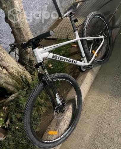 Bicicleta Bianchi practicamente sin uso