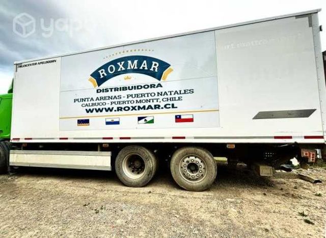 Camión Volvo Frigorífico - Zona Franca Punta Arena