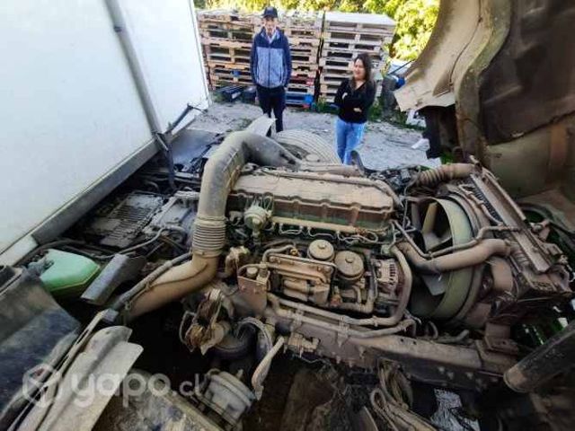 Camión Volvo Frigorífico - Zona Franca Punta Arena