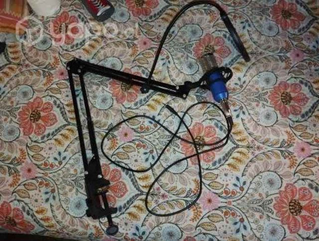 Micrófono condensador con anti pop