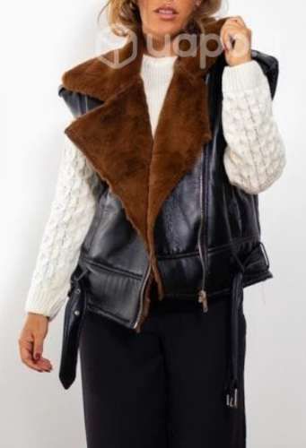 Chaleco sin manga ecocuero