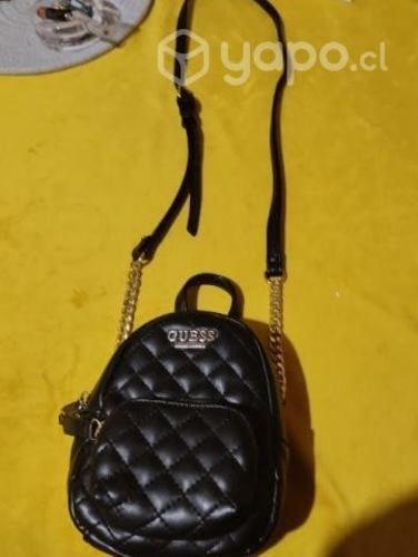 Mochila marca Guess original
