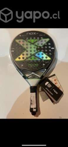 Palas nuevas de padel.