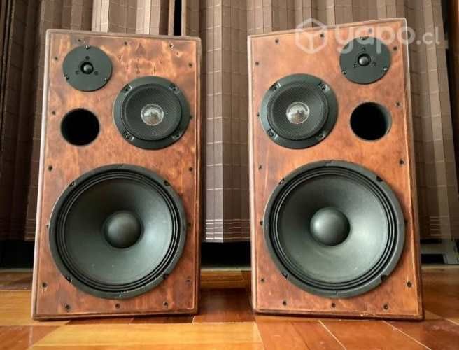 Amplificador Victor + Cd Player + Parlantes