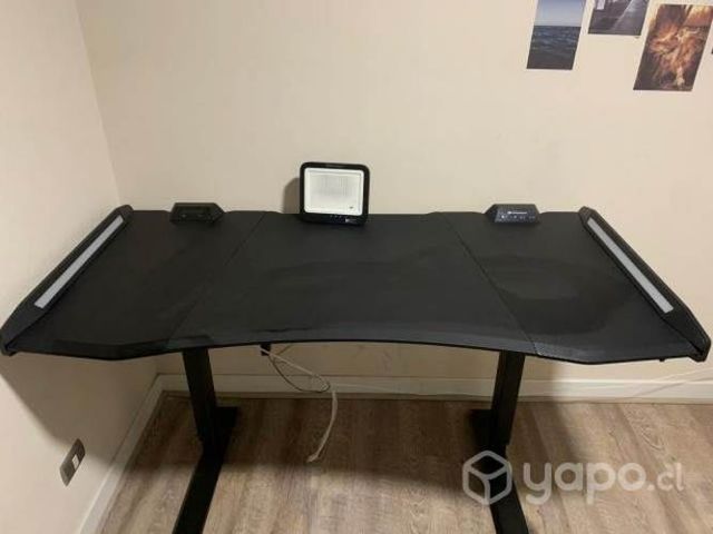 Escritorio gamer COUGAR