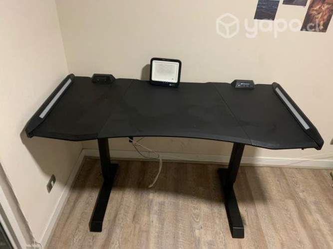 Escritorio gamer COUGAR