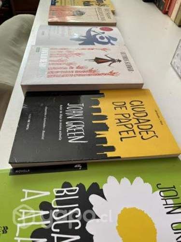 Libros usados a 3.000