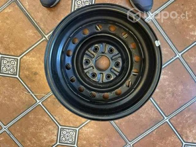 Llanta Mitsubishi L200