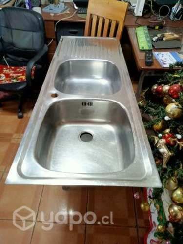 Lavaplatos acero inoxidable impecable con poco uso