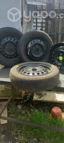 Se vende 4 llanta de fierro aro 14