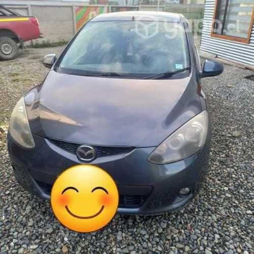 Se vende mazda demio