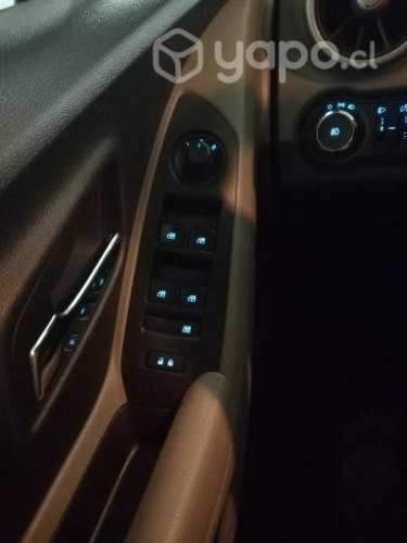 Tracker lt awd 1.8 2015