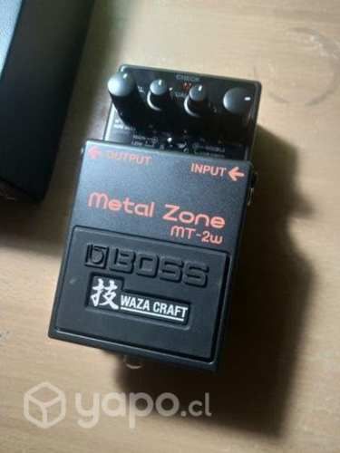Pedal de distorsión Metal Zone BOSS WazaCraft