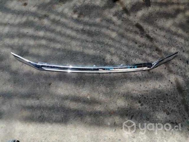 Bisel de mascara toyota rush original