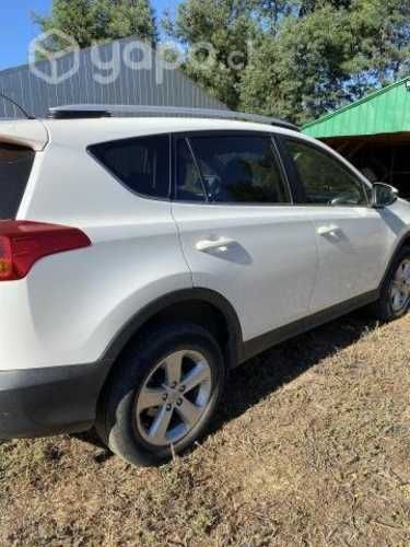 Auto Toyota rav 5 automático , lujo