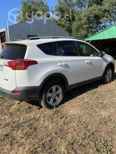 Auto Toyota rav 5 automático , lujo