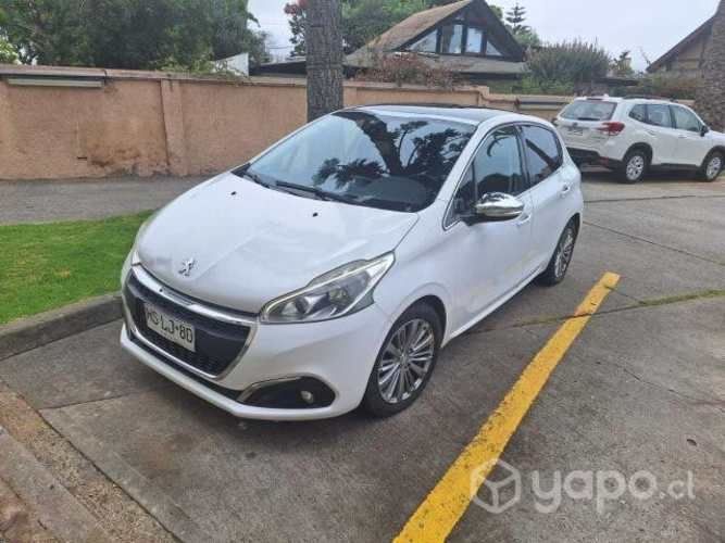 Peugeot 208 2016