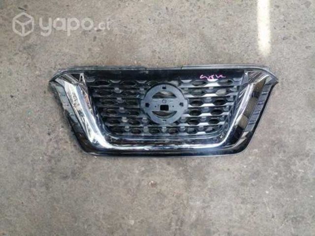 Mascara nissan kicks original