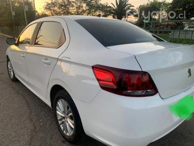 Peugeot 301 Automático 1.6 2018
