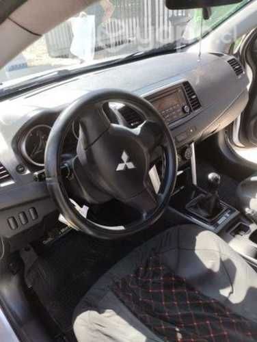 Mitsubishi Lancer año 2017