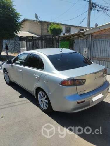 Mitsubishi Lancer año 2017