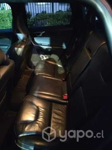 Marca Volvo modelo xc60 d5 r desing