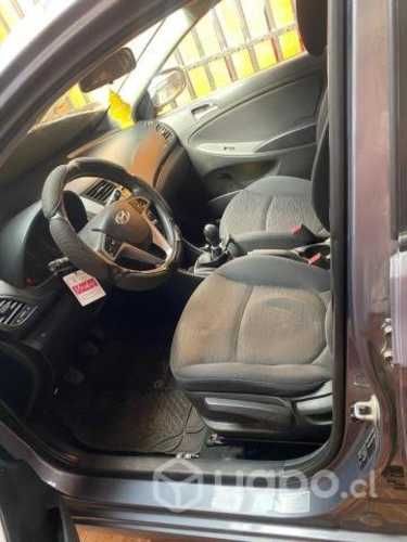 Hyundai accent 2017
