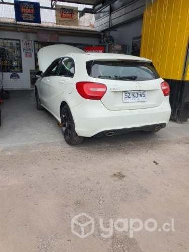 Mercedes benz a200 2014