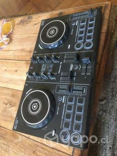 Dj controladora pioneer ddj-200