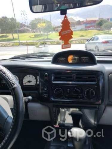 Mitsubishi Montero 2008