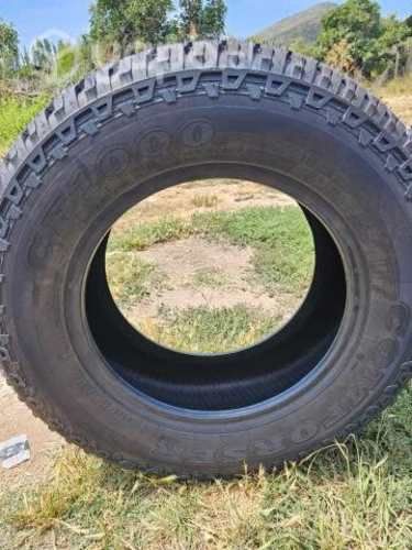 Neumáticos nuevos 265/65 R17 COMFORSER