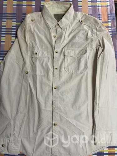 Camisa marca UNIVERSITY CLUB Talla M Hombre