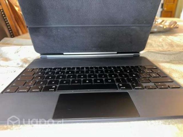 Ipad pro 12.9 4th gen, keyboard y Lapiz original