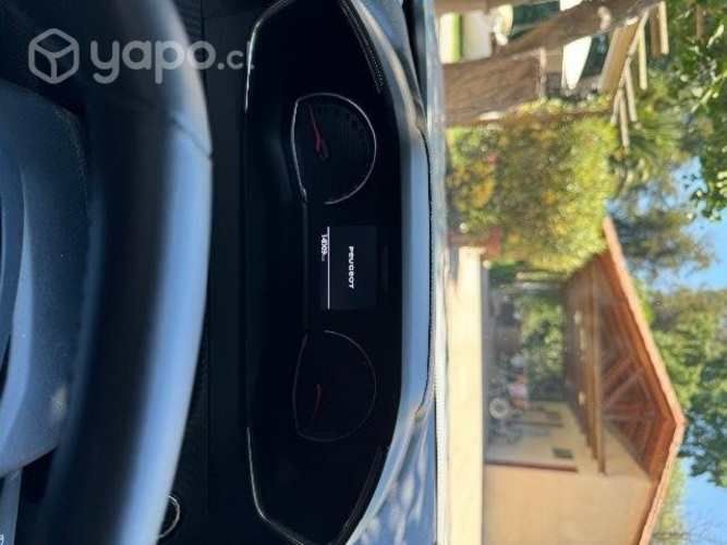 Peugeot 2008 1.5 active pack BlueHDI, 2022