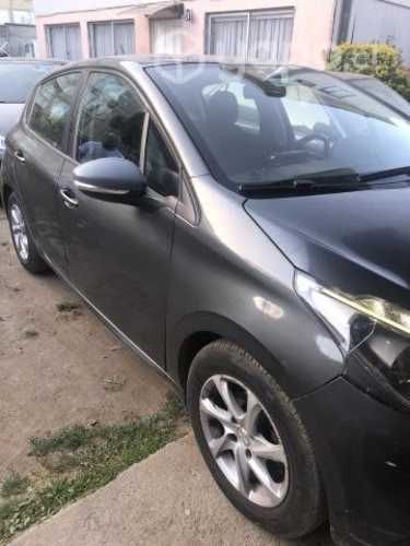 Se vende peugeot full  2018