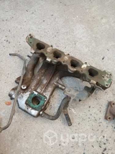 Múltiple de admisión de suzuki alto k10