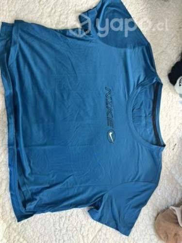 Polera Nike deportiva mujer talla M