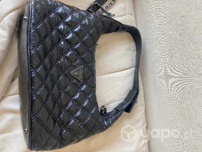 Cartera Guess
