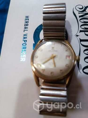 Reloj Delbana funciona dándole cuerda y al rato qu